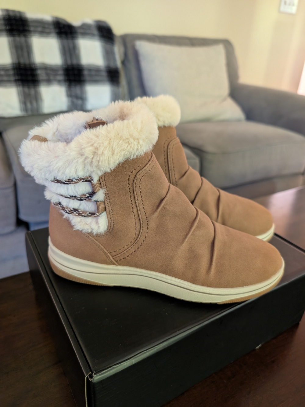 Cloudsteppers by Clarks Tan Suede-Look Faux Fur Collar Ankle Booties